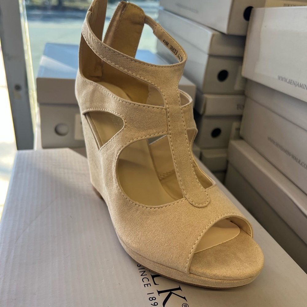 Benjamin Walk Beige Wedge Sandals